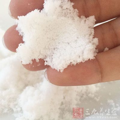 低鈉鹽是添加氯化鉀制成的 低鈉鹽是添加氯化鉀制成的