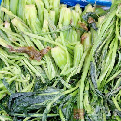 腌制食物或久置的剩菜,其中含有亞硝酸鹽 腌制食物或久置的剩菜,其中含有亞硝酸鹽