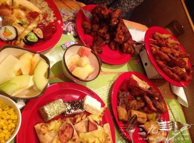 那麼自助餐廳一定是其中一個