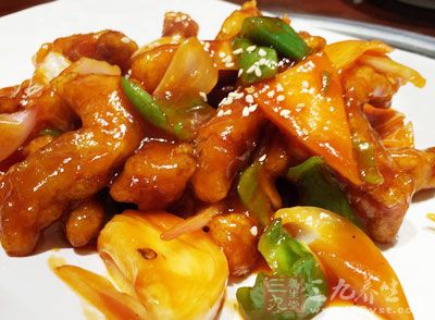 在家常菜中不乏酸甜口食物的存在,如糖醋排骨、糖醋裡脊、拔絲地瓜 在家常菜中不乏酸甜口食物的存在,如糖醋排骨、糖醋裡脊、拔絲地瓜