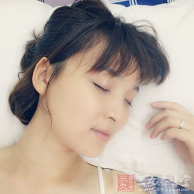 只有充足的睡眠,肝髒才能得到休息 只有充足的睡眠,肝髒才能得到休息