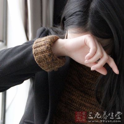 多數病例是由於長期吸入金屬汞蒸氣引起,最先出現一般性神衰症狀,如輕度頭昏頭痛、健忘、多夢等 多數病例是由於長期吸入金屬汞蒸氣引起,最先出現一般性神衰症狀,如輕度頭昏頭痛、健忘、多夢等