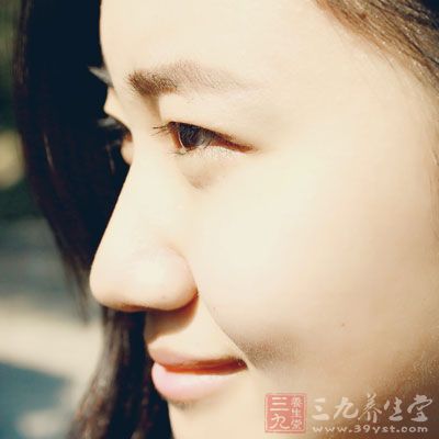 患上鼻咽癌之後容易出現頭痛或神經性頭痛 患上鼻咽癌之後容易出現頭痛或神經性頭痛