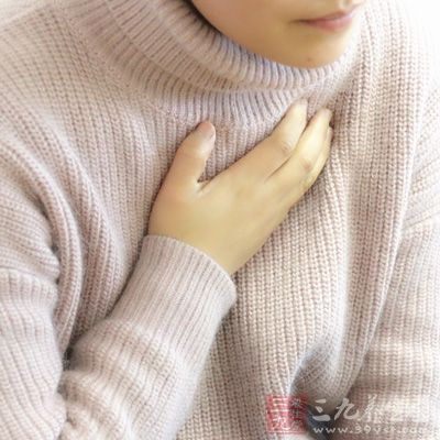 氏裂頭蚴是一種寄生蟲，寄居大腦、脊髓後會產生噴射狀嘔吐、抽搐、昏厥、癫痫、截癱等症狀