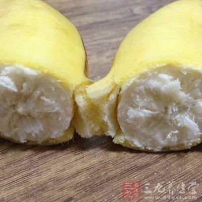 香蕉每天吃一只可補充葉酸、保證胎兒神經發育、改善情緒