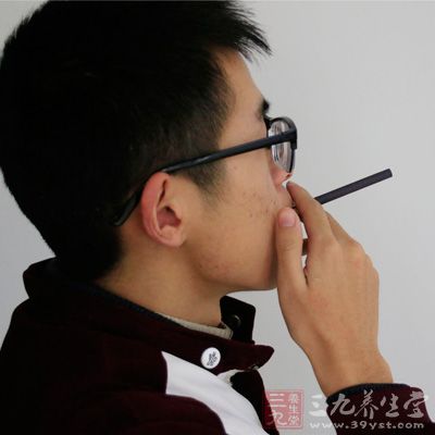 吸煙者的癌症死亡率比非吸煙者高2倍
