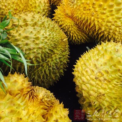 榴蓮吃多導致上火是小事，還會出現濕毒