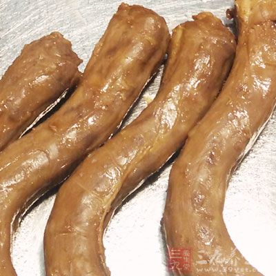 雞脖鴨脖不要吃皮,也不要吃到氣管 雞脖鴨脖不要吃皮,也不要吃到氣管