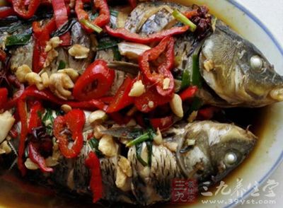 魚、蝦、蟹、蚬、章魚、蛤蜊、牡蛎等海鮮類食物含有豐富的蛋白質 魚、蝦、蟹、蚬、章魚、蛤蜊、牡蛎等海鮮類食物含有豐富的蛋白質