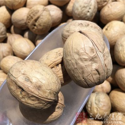 味道重的堅果有致癌風險