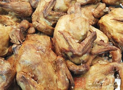 加工熟食買回來以後，無需太多復雜步驟即可食用