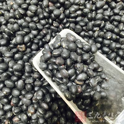 黑豆同樣對腎髒具有很好的調理以及保養的作用