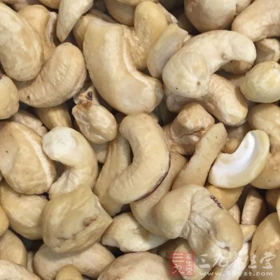 如果你沒有堅果過敏史,你可能不會害怕生吞一個生腰果 如果你沒有堅果過敏史,你可能不會害怕生吞一個生腰果