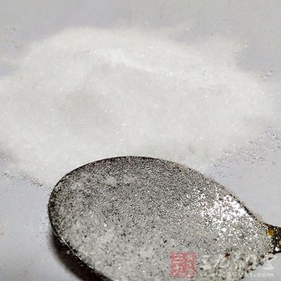 研究顯示,如果你每天食鹽攝入為10克,當你減少一半(到5克) 研究顯示,如果你每天食鹽攝入為10克,當你減少一半(到5克)