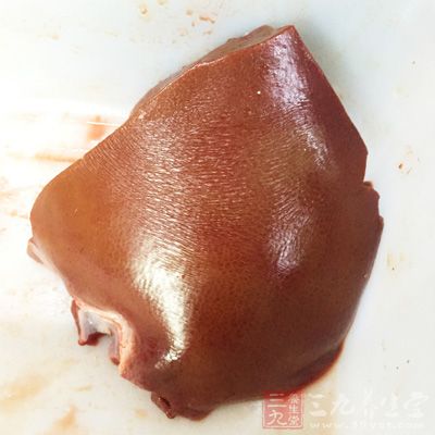 肝髒是動物體內儲存養料和解毒的重要器官,含有豐富的營養物質 肝髒是動物體內儲存養料和解毒的重要器官,含有豐富的營養物質