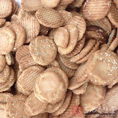 它的美味多數是因為含有大量的色素及添加劑