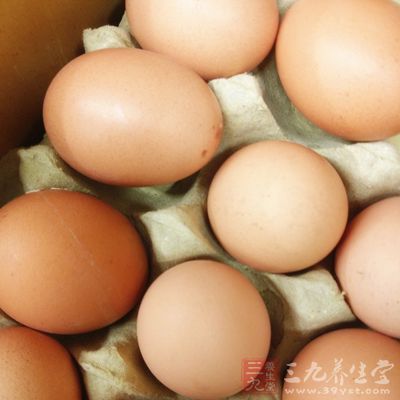 雞蛋含有豐富的蛋白質、脂肪、維生素
