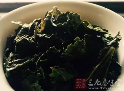 茶水是跟柿子是一樣的,都是含有鞣酸 茶水是跟柿子是一樣的,都是含有鞣酸