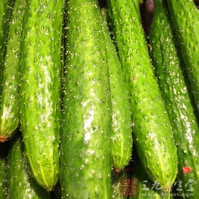 相反，如果我們輕輕一摸