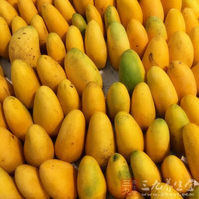 芒果忌與大蒜等辛辣物同食