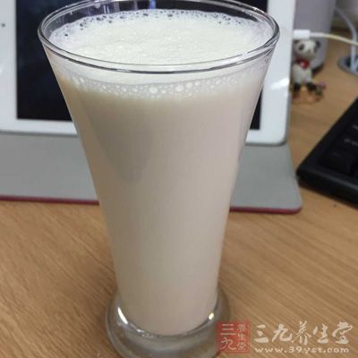 牛奶不能和瘦肉一起吃 牛奶不能和瘦肉一起吃