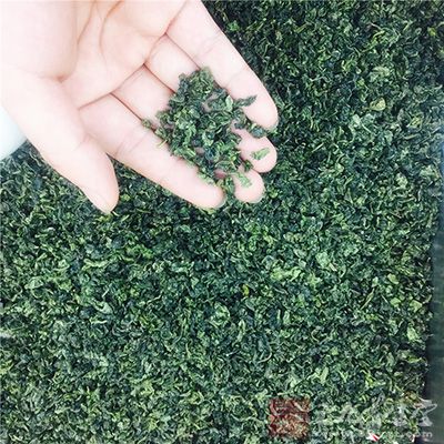 用濃茶解酒等於火上澆油