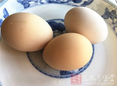 活珠毛蛋，是南京一種有名的小吃