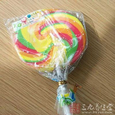 如果一個人經常攝入大量的糖,胰島素就要經常的超負荷工作 如果一個人經常攝入大量的糖,胰島素就要經常的超負荷工作