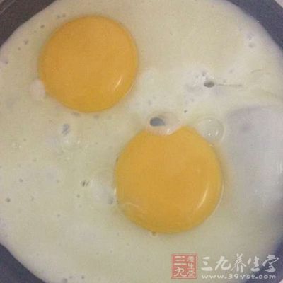 若長期吃生雞蛋，感染的概率是很大的