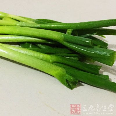 小蔥15克，姜5克，芝麻10克，花椒2克