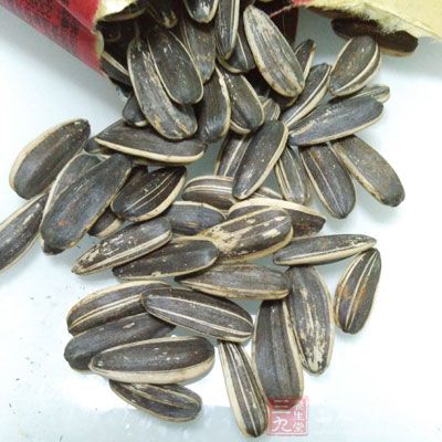 而陳的堅果有霉味、哈喇味或發苦 而陳的堅果有霉味、哈喇味或發苦