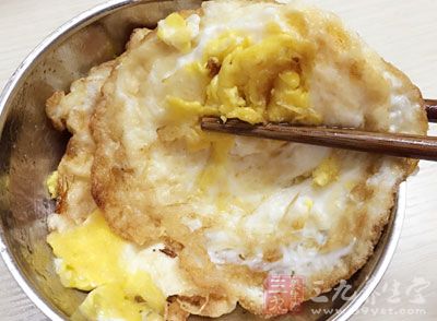 雞蛋中含有豐富的蛋白質、維生素和礦物質，算得上是一種營養全面、平衡的食材