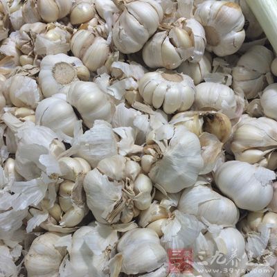 常吃大蒜和洋蔥會誘發體臭