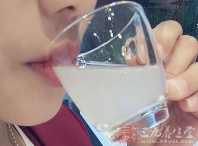 你隨手拿走飲料的習慣，不會對你的未來帶來任何的好處