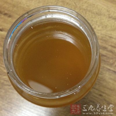 在沖飲蜂蜜的時候，水溫不要過高，35度就可以了