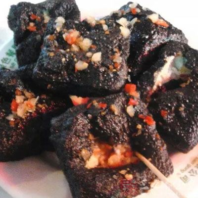 臭豆腐的制作過程也會令你驚歎