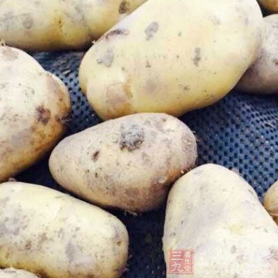 一個小小的烤土豆是不會破壞你的胃腸道的