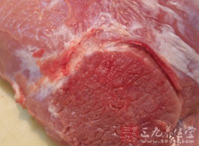 宰殺生豬的當天會有吃生豬肉的習慣 宰殺生豬的當天會有吃生豬肉的習慣