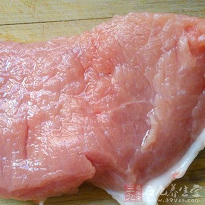 生肉沒有經過高溫的處理,其中含有大量的微生物 生肉沒有經過高溫的處理,其中含有大量的微生物