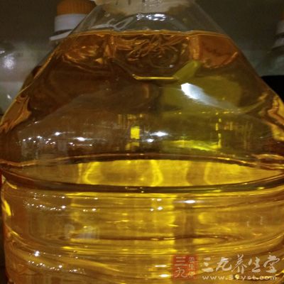 談植物油主要有兩個方面:一個是總量,一個是種類 談植物油主要有兩個方面:一個是總量,一個是種類