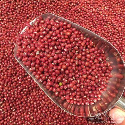 紅豆、 紫米、冰糖、乾桂圓、小湯圓 紅豆、 紫米、冰糖、乾桂圓、小湯圓