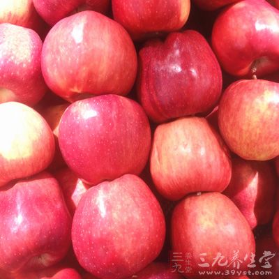 紅蘋果等“紅皮”水果和蔬菜對乳腺癌有防治作用