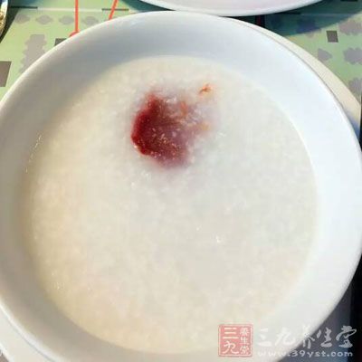 米粥是十分有營養的食物