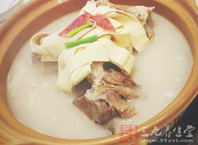 喝乳白色的湯容易發胖