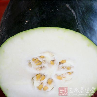 冬瓜200g、豌豆100g、豆腐200g