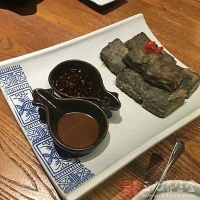 原本綠色的臭豆腐變成一種極其危險的“重金屬集合體”