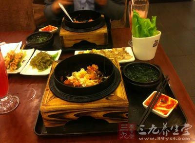 大多數人認為食物在冬天是不容易壞掉的