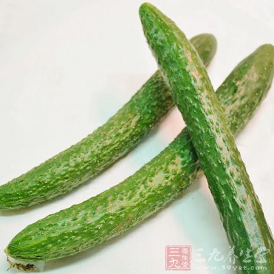 菠菜和黃瓜共同搭配食用就像間接在“服毒”