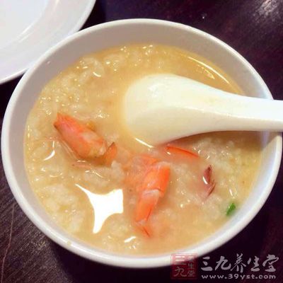 如果孕婦吃蝦後發生全身發癢、出荨麻疹或心慌 如果孕婦吃蝦後發生全身發癢、出荨麻疹或心慌