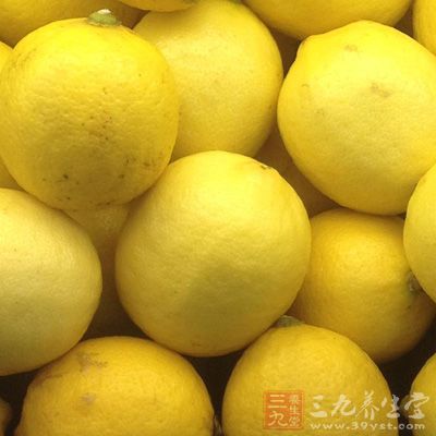 再加上調味的檸檬頂多用個一顆 再加上調味的檸檬頂多用個一顆